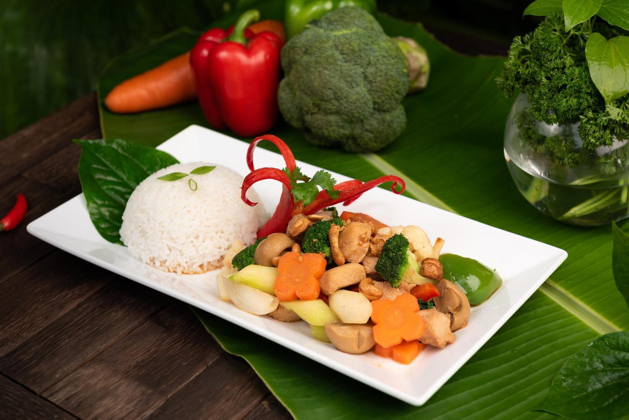 The Urban Hotel Siem Reap Exterior photo